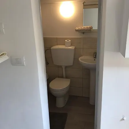 Montenegro Vendégház *